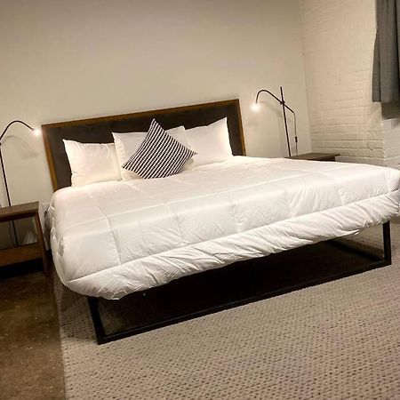 3E-*New* Apartment -5 Min From Downtown, Sleeps 4 بيتسبرغ المظهر الخارجي الصورة